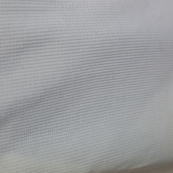 Never Worn Women's Size 14 White Shorts with a 20 in. length made with 3% Spand - Picture 3 of 5